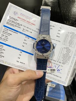 Đồng Hồ HUBLOT Classic Fusion 42mm Blue dial Chế Tác Đính Kim Cương Thiên Nhiên Rep 1:1