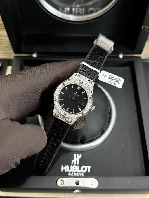 Đồng hồ HUBLOT Classic Fusion 33mm Black Dial Đính Kim Moissanite REP 1:1 