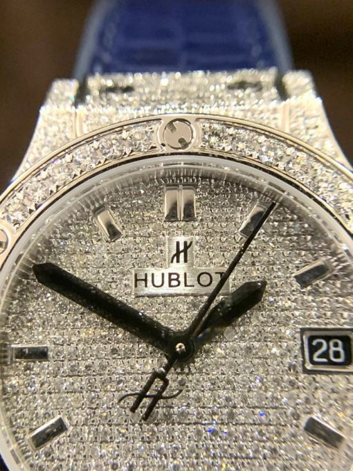 Đồng hồ HUBLOT Classic Fusion 33mm Blue Chế Tác Full Kim Moissanite Hongkong Rep 1:1