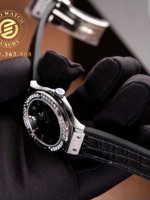 Đồng Hồ: Hublot Classic Fusion 33mm Độ Viền Moissanite Mặt Số Đen 