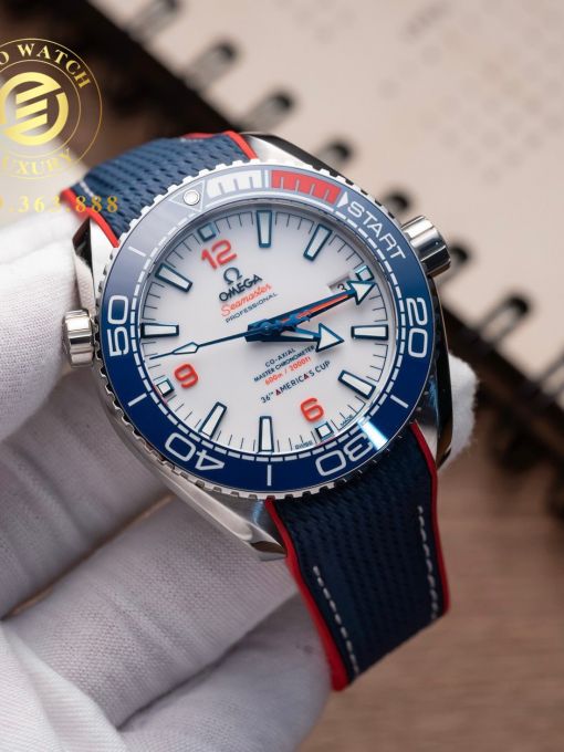 Đồng Hồ: Omega Seamaster Planet Ocean 600M Co-Axial Master Chronometer 43.5mm Vỏ Trắng Mặt Trắng Rep 1:1