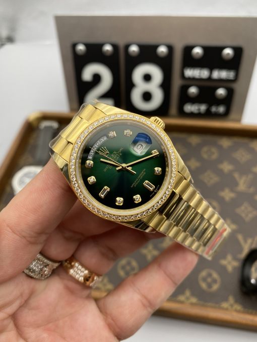 Đồng Hồ : ROLEX DAY-DATE 36MM GREEN GOLD SIÊU CẤP MÁY THỤY SĨ ETA 