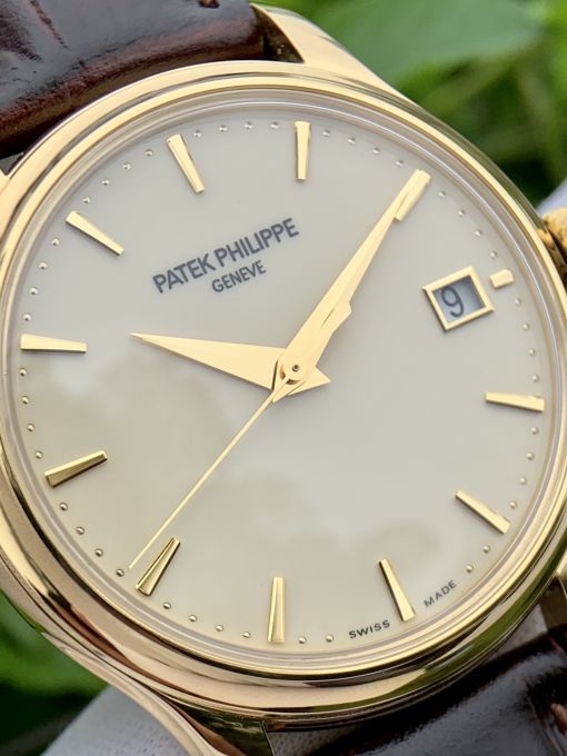 Đồng Hồ Patek Philippe Calatrava 5296G-010 Replica 1:1 King Gold 