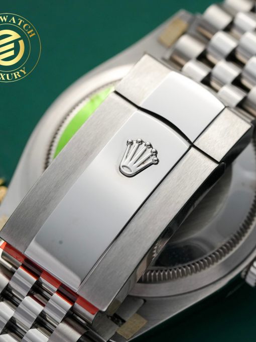 Đồng Hồ: Rolex Datejust 126334 Vỏ Trắng Độ Mặt Số Xà Cừ Đen Gắn Cọc Số Kim Cương Tự Nhiên Rep 1:1