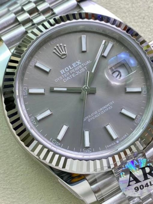 Đồng Hồ Rolex Datejust 126334 41mm Vỏ Trắng Mặt Xám Chải Tia Bản Rep 1:1