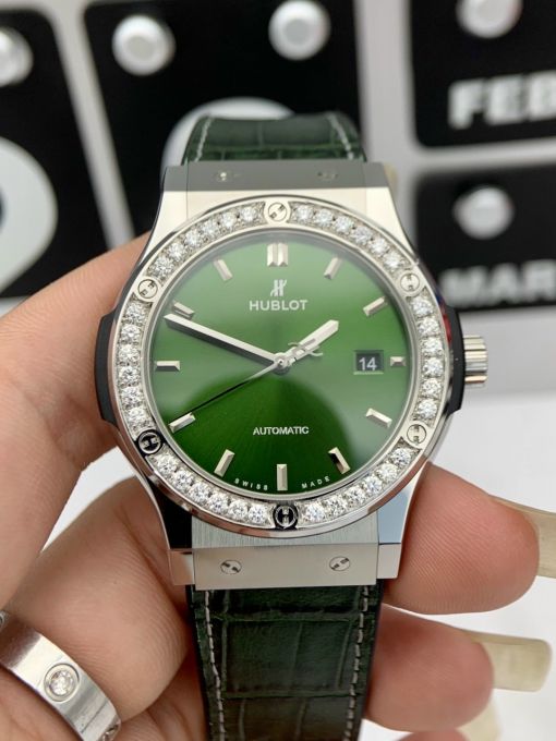 Niềng Kim Cương Tự Nhiên Hublot 42mm Độ Hong Kong