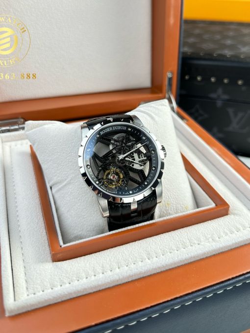 Đồng Hồ: Roger Dubuis Excalibur Skeleton Fly Tourbillon 44mm Rep 1:1 Vỏ Thép