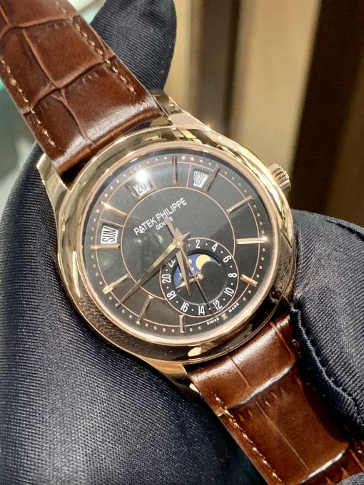 Đồng Hồ Patek philippe 5205r Rose Gold Mặt Số Đen Mạ Vàng Rep 1:1