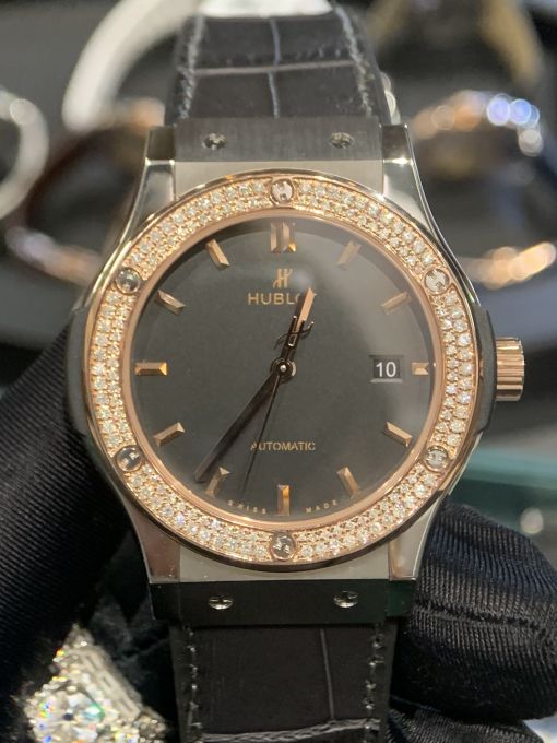 NIỀNG KIM CƯƠNG MOISANTE Hublot Nhập Hong Kong 