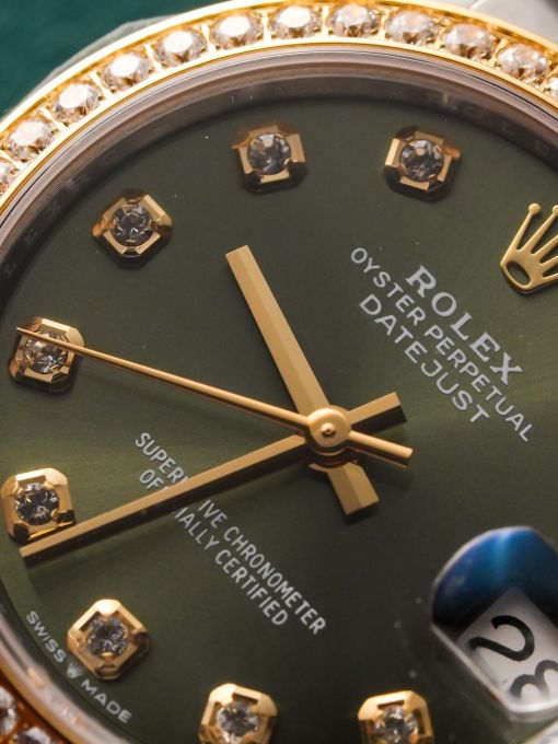 Đồng Hồ: Rolex Datejust 31mm 278273 Demi Vàng Mặt Số Olive Green Viền Đá