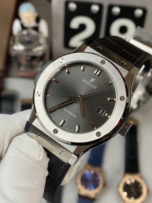 Đồng Hồ :   HUBLOT CLASSIC FUSION Titanium Gray Dial New 2022  ( 42mm ) 