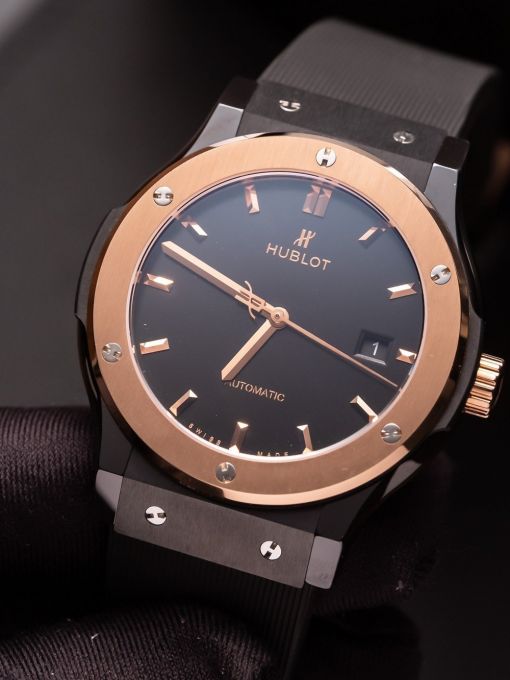 Hublot Classic Fusion 42mm Vỏ Ceramic Niềng Vàng Hồng Rep 1:1