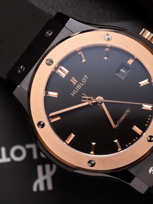 Hublot Classic Fusion 42mm Vỏ Ceramic Niềng Vàng Hồng Rep 1:1