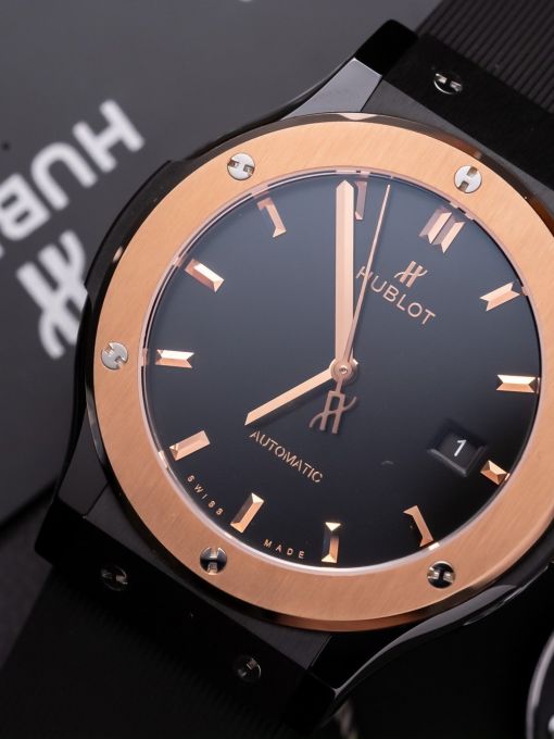 Hublot Classic Fusion 42mm Vỏ Ceramic Niềng Vàng Hồng Rep 1:1