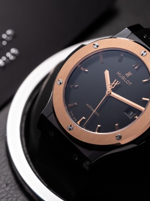 Hublot Classic Fusion 42mm Vỏ Ceramic Niềng Vàng Hồng Rep 1:1