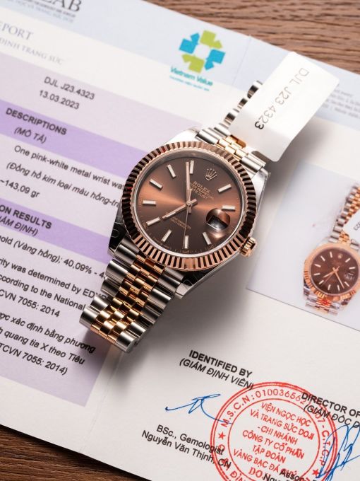 Đồng Hồ: Rolex Datejust 41mm 126331 Bọc Vàng Chocolate Cọc Số Dạ Quang