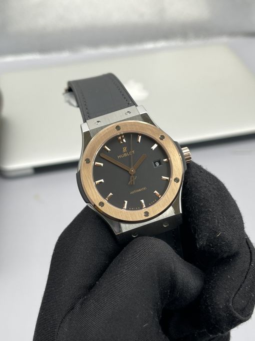 Đồng Hồ HUBLOT Classic Fusion Rose Gold Dial Black 42mm  New 2022