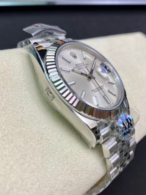 Đồng Hồ Rolex Datejust 126334 41mm Vỏ Trắng Trắng Cọc Dạ Quang Rep 1:1