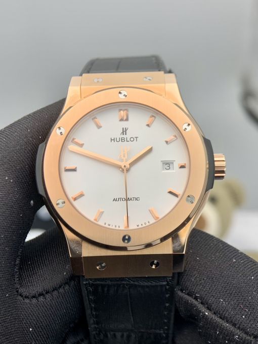 HUBLOT CLASSIC FUSION Rose King White Dial New 2022