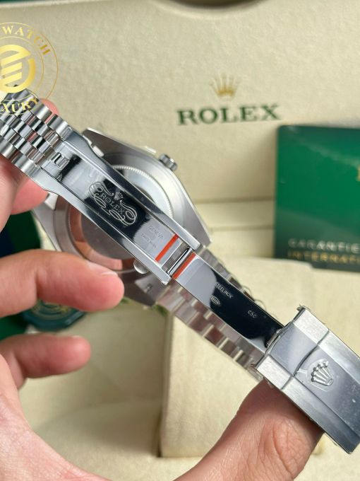 Đồng Hồ: Rolex Datejust 126334 41mm cọc số la mã Rep 1:1 Loại máy: Máy cơ tự động