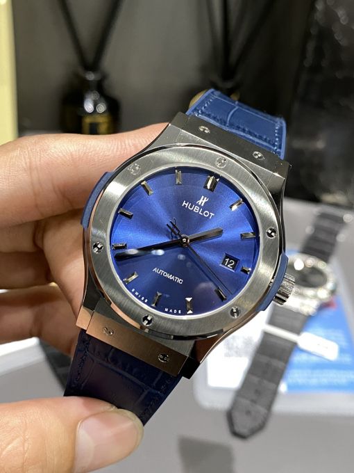 HUBLOT CLASSIC FUSION Titanium Blue Dial New 2022 ( 42mm ) 