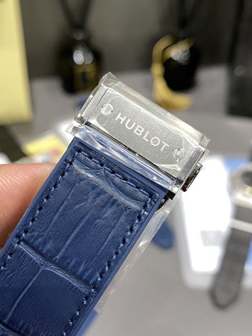 HUBLOT CLASSIC FUSION Titanium Blue Dial New 2022 ( 42mm ) 