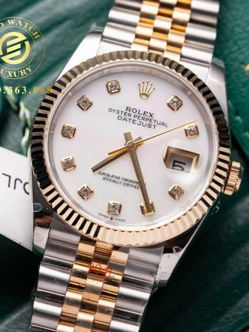 Đồng Hồ: Rolex Datejust 126233 Bọc Vàng Mặt Số Khảm Trai