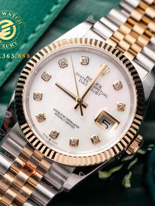 Đồng Hồ: Rolex Datejust 126233 Bọc Vàng Mặt Số Khảm Trai