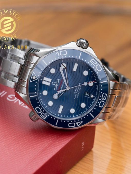 Đồng Hồ: Omega Seamaster Diver 300M 42mm Vỏ trắng Mặt Xanh Replica VS Factory